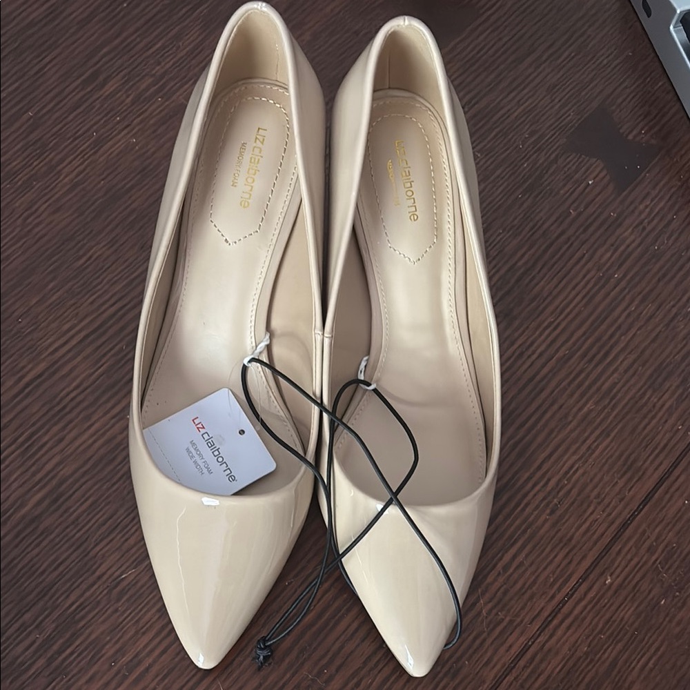 Liz Claiborne Women's Beige Heels